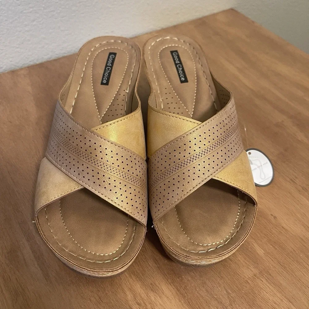NEW Good Choice Hayden Comfort Wedge Sandals Tan Bronze‎ Cushioned Light Size  9